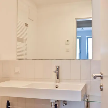 Modern Flat Direct To The Lake, Up To 8 Persons * Herrsching am Ammersee